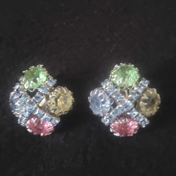 Vtg Multicolor Rhinestones Silver Tone Clip On Earrings By Gale - Picture 1 of 8